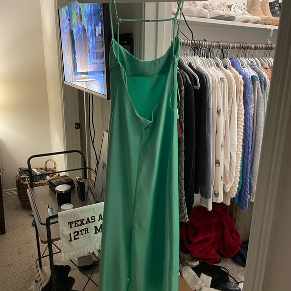 Light green Zara open back Dress - Picture 1 of 3